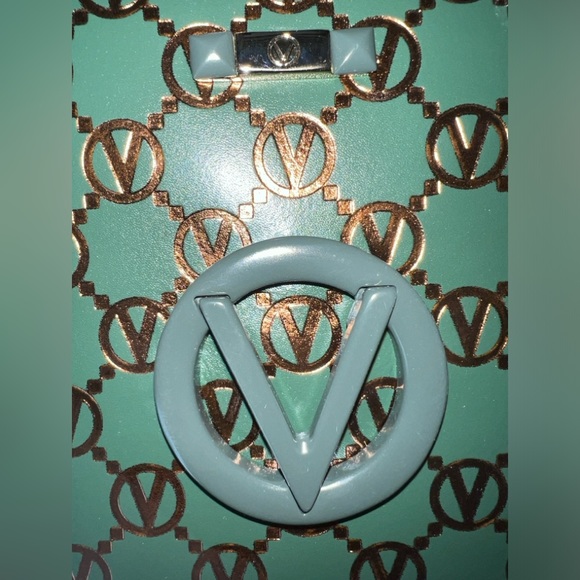 VALENTINO by Mario Valentino Diana Monogram Leather Crossbody Bag in Green - NWT - Picture 4 of 10